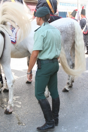 medium_Guardia_Civil_a_caballo_576_x_864_.jpg