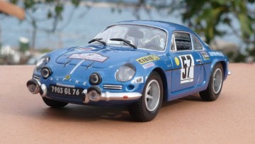 medium_alpine_a110_1.jpg